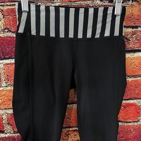 lululemon leggings size 2 - Picture 3 of 9